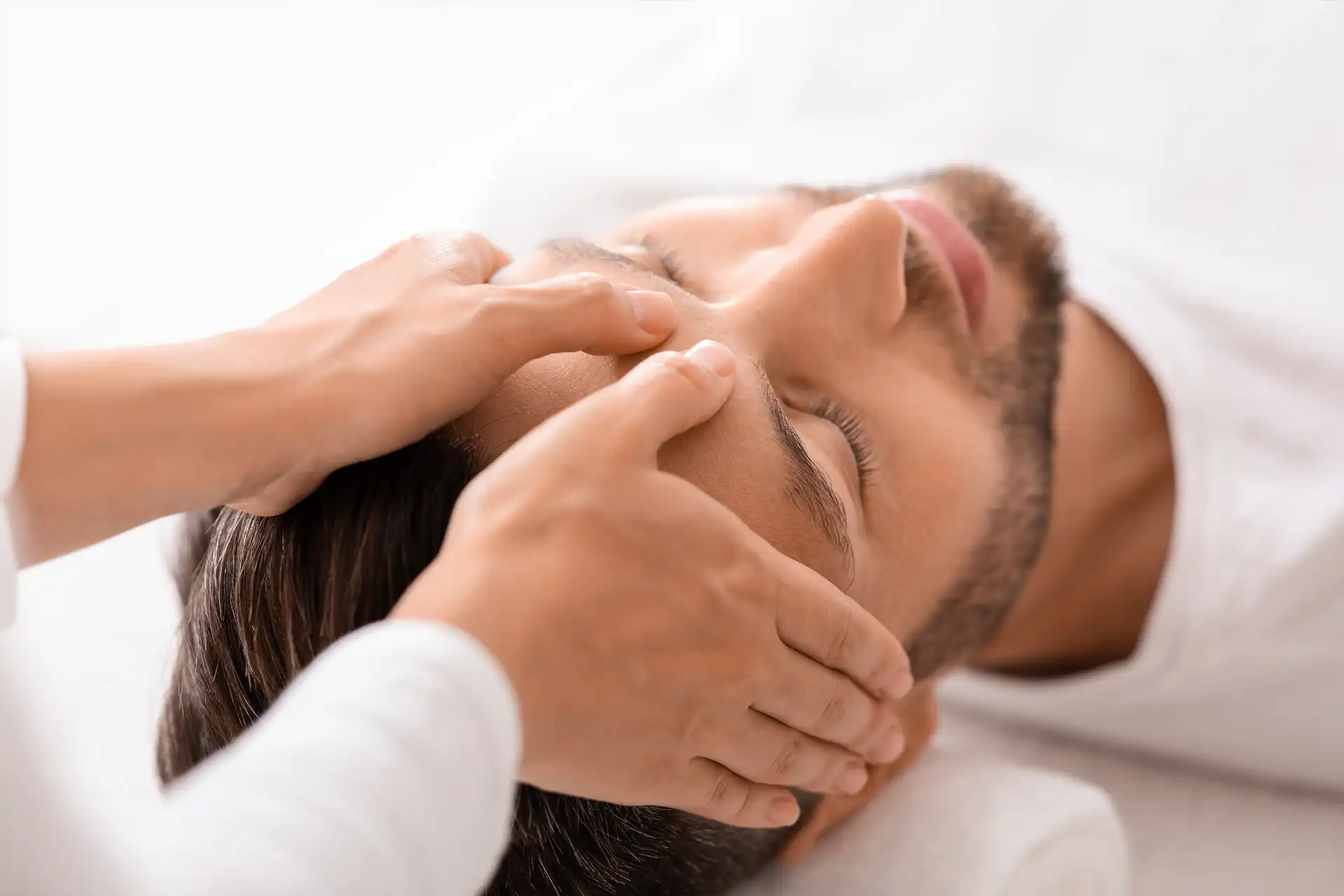 indian head massage service in godalming